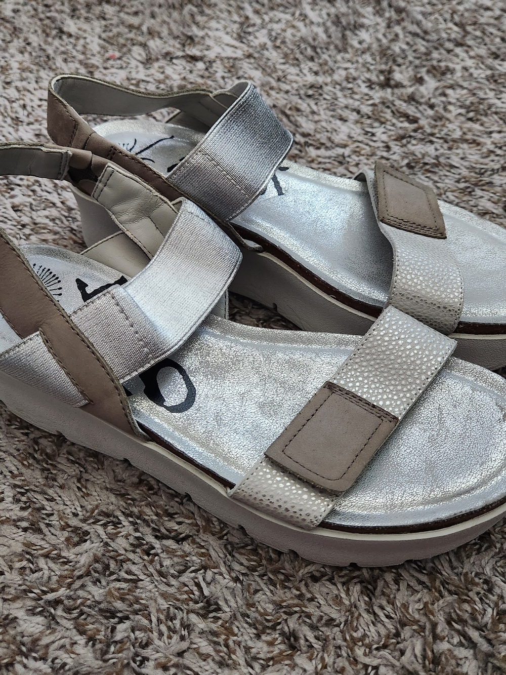 OTBT NOVA Leather Platform Wedge Sandal Women's 10 Silver Chunky Stretch Straps